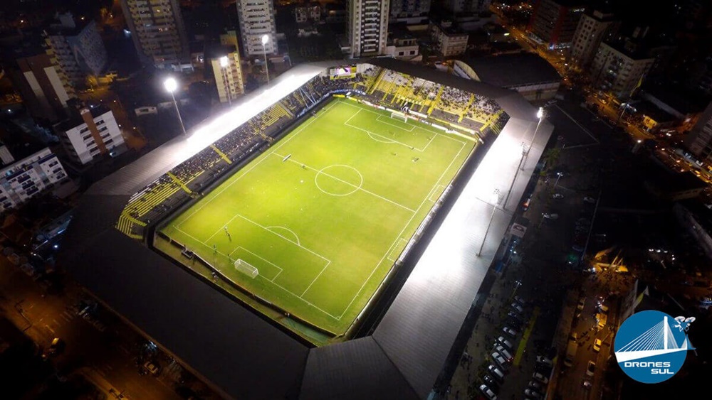 estadio-heriberto-hulse-Santa-Catarina